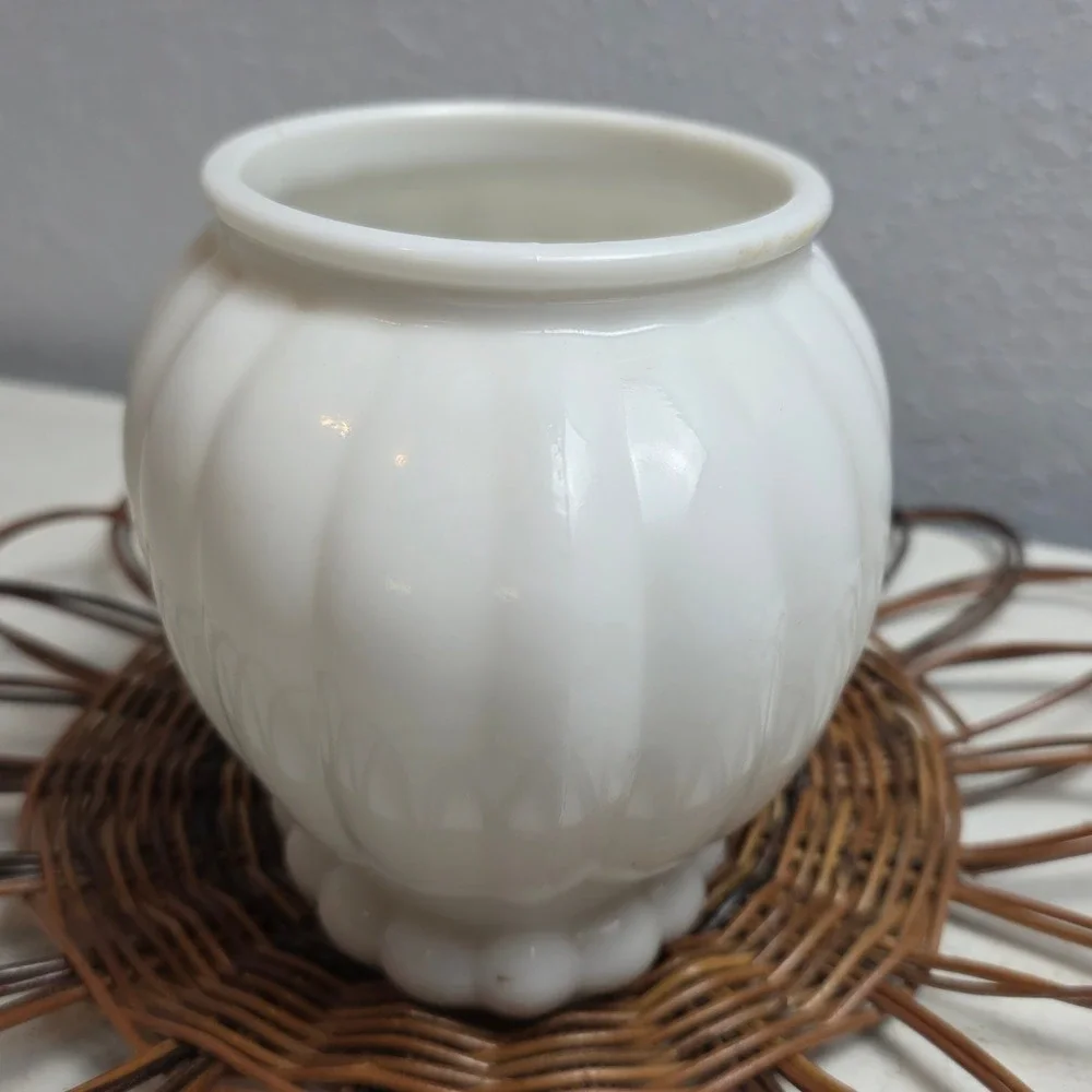 N/A vintage milk